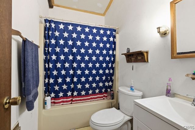 271 Barnard Road, Schroeppel, NY 13135