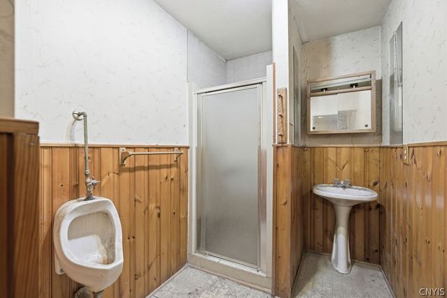 271 Barnard Road, Schroeppel, NY 13135