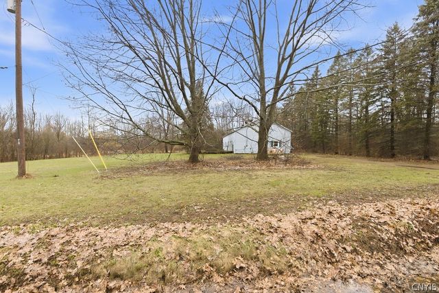 271 Barnard Road, Schroeppel, NY 13135