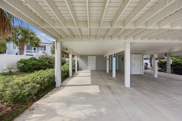 1102 Perrin Dr., North Myrtle Beach, SC 29582
