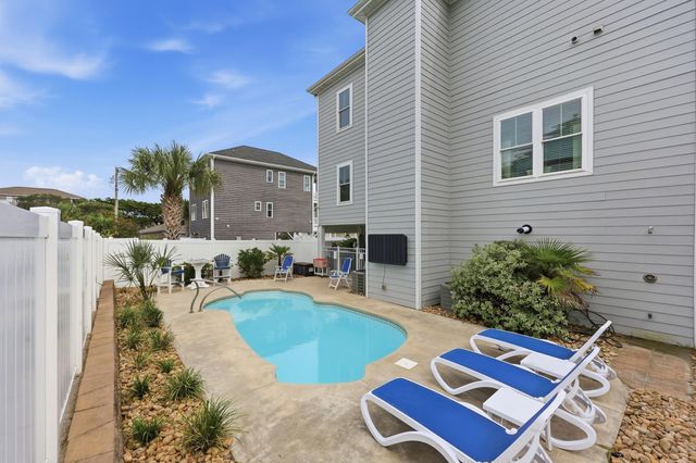 1102 Perrin Dr., North Myrtle Beach, SC 29582