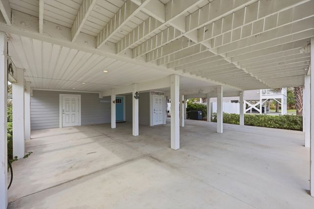1102 Perrin Dr., North Myrtle Beach, SC 29582