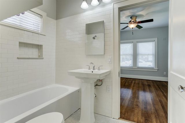 2417 Huldy Street, Houston, TX 77019