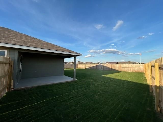 310 Doss DR, Rockdale, TX 76567