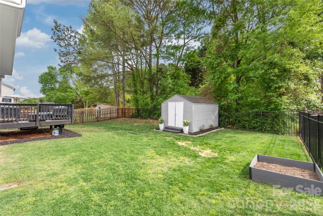 11422 Larix Drive, Charlotte, NC 28273