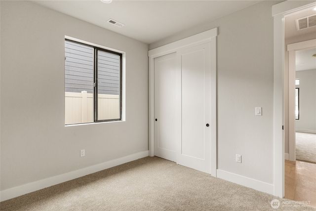 579 S Perry Avenue, East Wenatchee, WA 98802