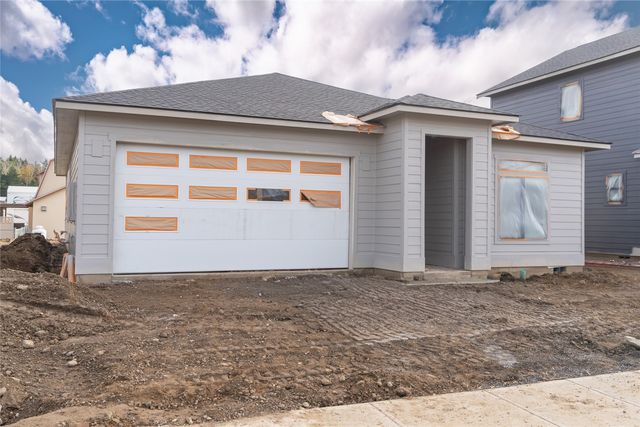 579 S Perry Avenue, East Wenatchee, WA 98802