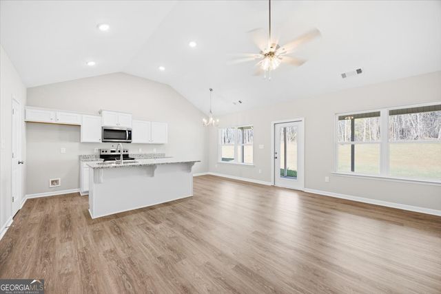 118 Allan Green Drive, Gray, GA 31032