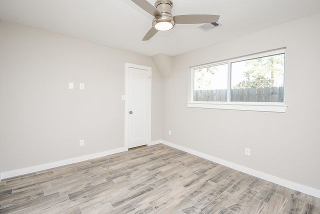 6522 De Priest Street B, Houston, TX 77091