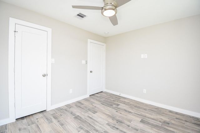 6522 De Priest Street B, Houston, TX 77091