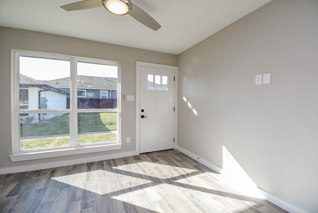 6522 De Priest Street B, Houston, TX 77091