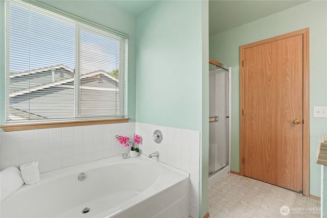 8409 152nd Avenue E, Puyallup, WA 98372