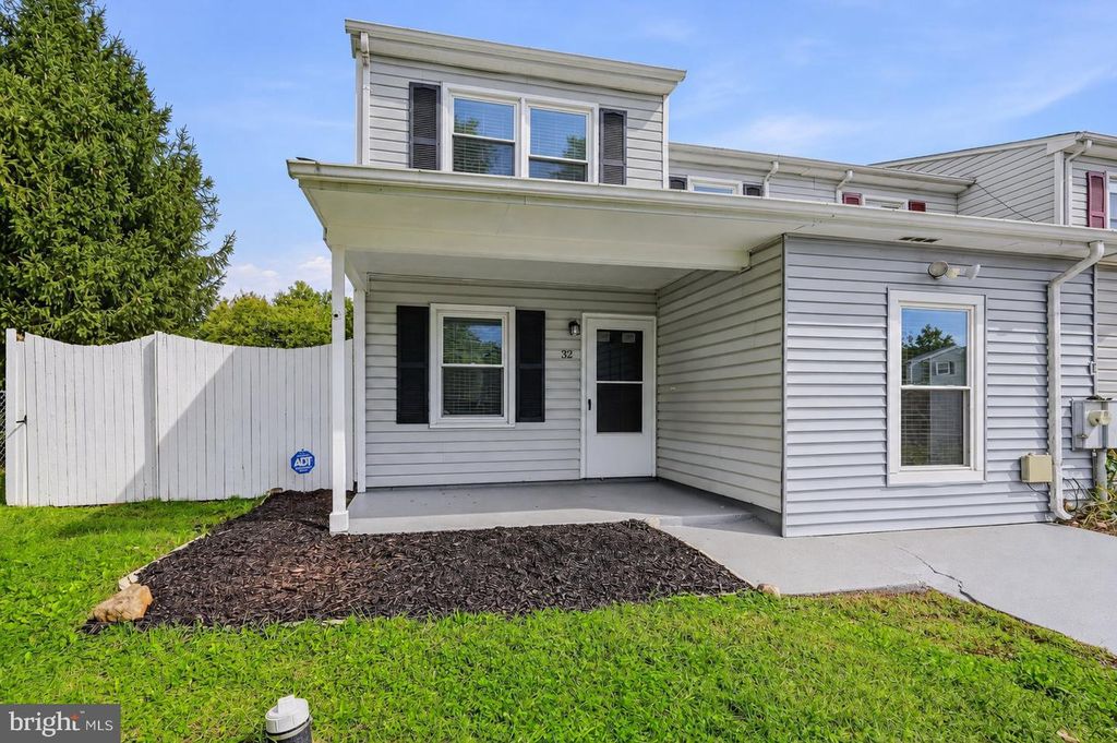32 STEPHANIE DR, Bear, DE 19701 — photo 3