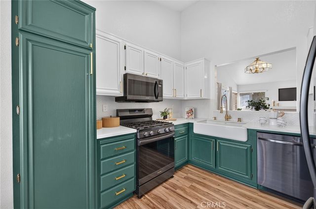 24593 New Haven, Murrieta, CA 92562