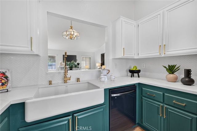 24593 New Haven, Murrieta, CA 92562