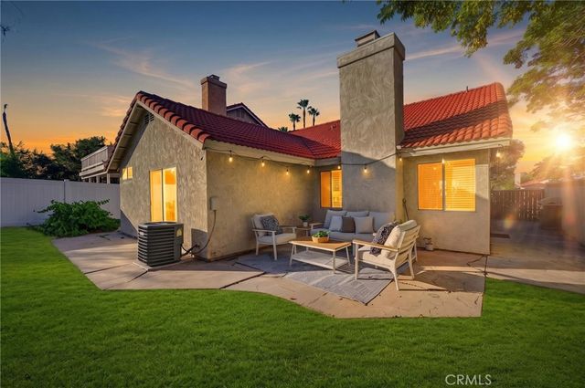 24593 New Haven, Murrieta, CA 92562