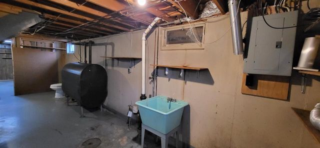 207 E 3rd St, Superior, WI 54880