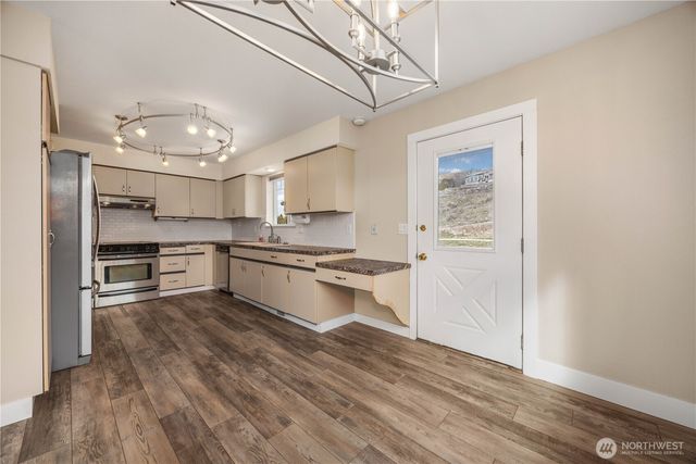 109 Pyramid Place, Chelan, WA 98816