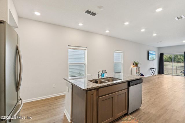 5801 LE SABRE Road, Jacksonville, FL 32244