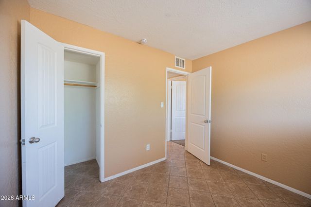 2130 W CORTEZ Avenue, Phoenix, AZ 85029
