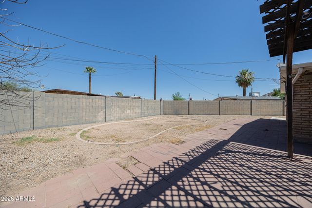 2130 W CORTEZ Avenue, Phoenix, AZ 85029