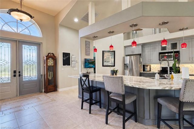 8723 S Lake CIR, Fort Myers, FL 33908