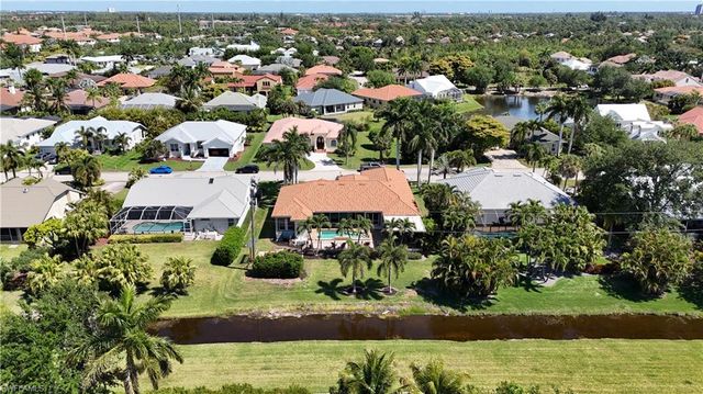 8723 S Lake CIR, Fort Myers, FL 33908