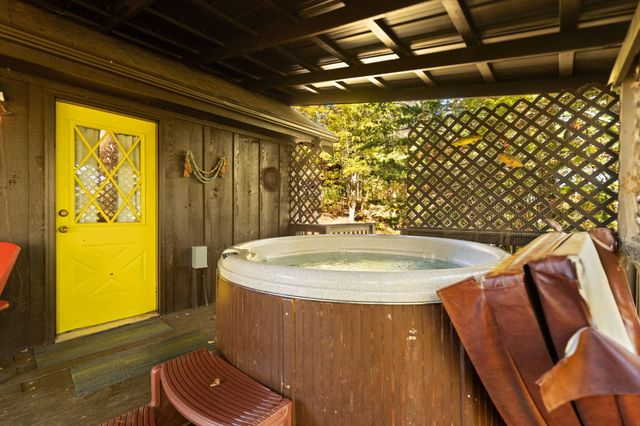 785 Cliffview Road, Rogers, KY 41365