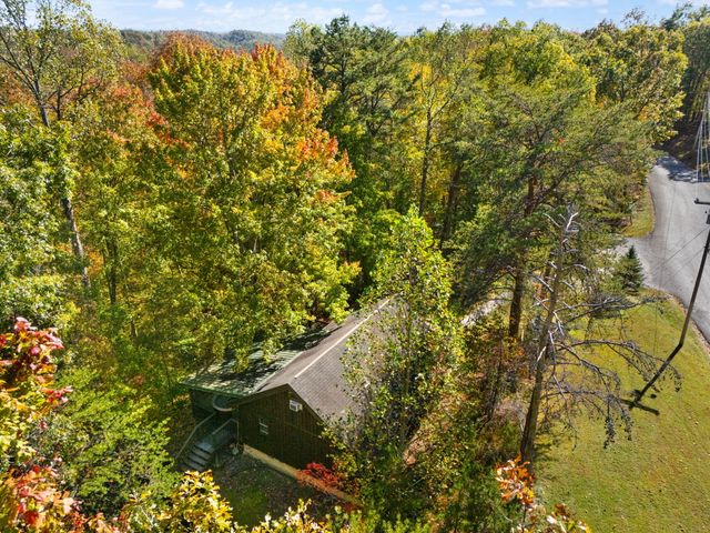 785 Cliffview Road, Rogers, KY 41365