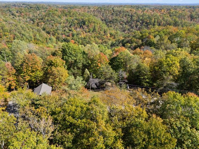 785 Cliffview Road, Rogers, KY 41365