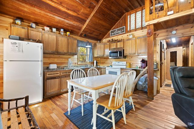 785 Cliffview Road, Rogers, KY 41365