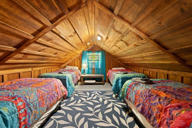 785 Cliffview Road, Rogers, KY 41365