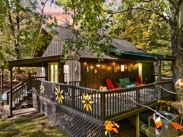 785 Cliffview Road, Rogers, KY 41365