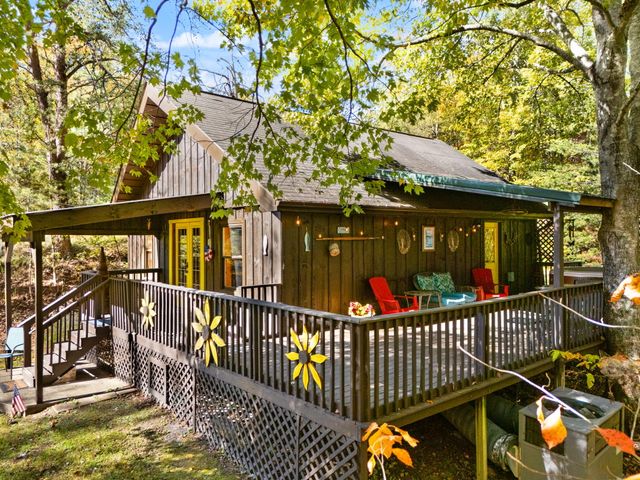 785 Cliffview Road, Rogers, KY 41365