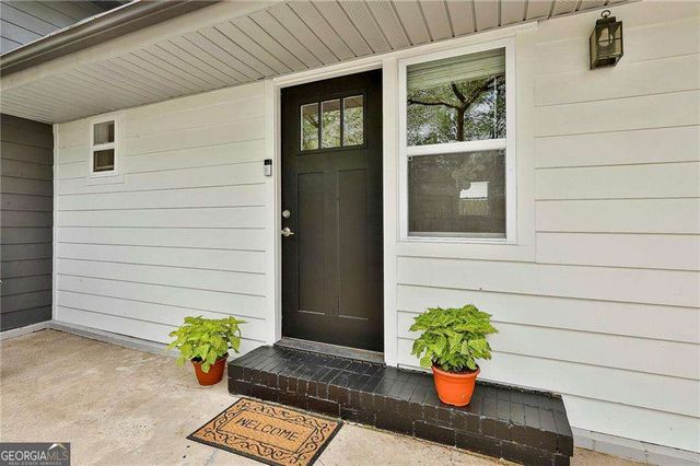 2037A Lively Ridge Road NE, Atlanta, GA 30329