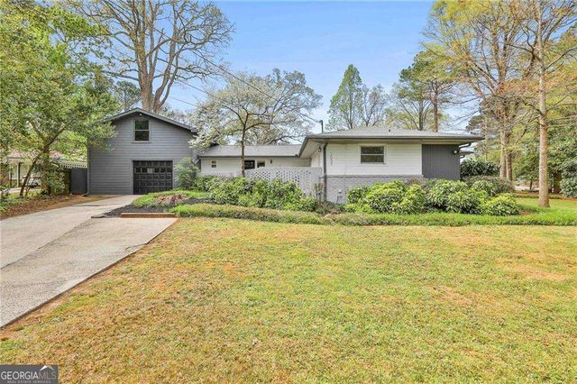 2037A Lively Ridge Road NE, Atlanta, GA 30329