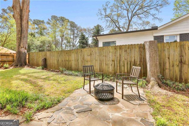 2037A Lively Ridge Road NE, Atlanta, GA 30329