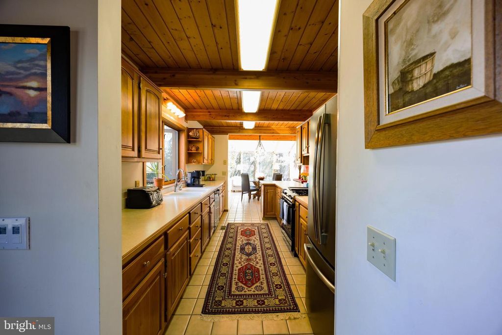 105 FERN CREEK LN, Martinsburg, WV 25404