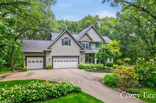 8484 Rocky Pines Drive, Rockford, MI 49341