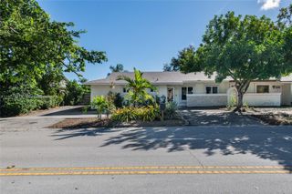 5830 Park Rd, Dania Beach, FL 33312