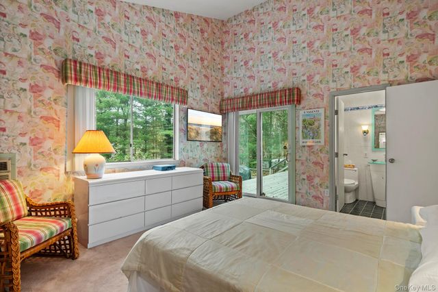 41 Woodpink Drive, East Hampton, NY 11937