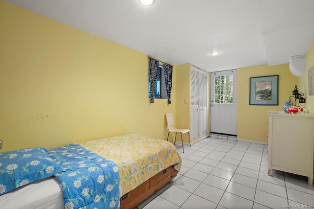 41 Woodpink Drive, East Hampton, NY 11937