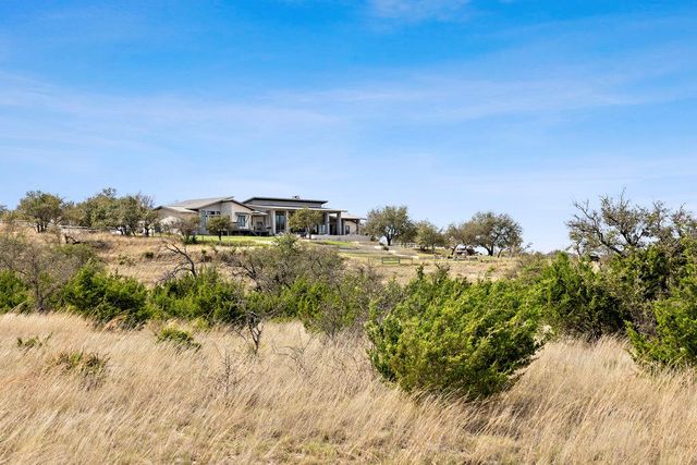 165 Black Buck RDG, Round Mountain, TX 78663