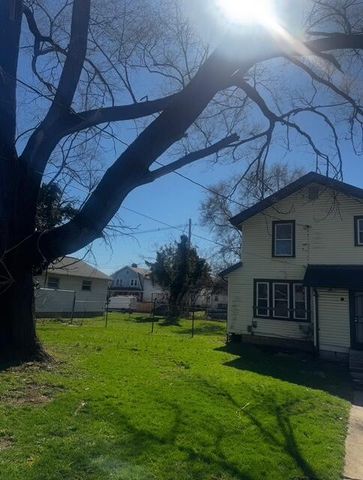 1012 E 17th Avenue, Columbus, OH 43211