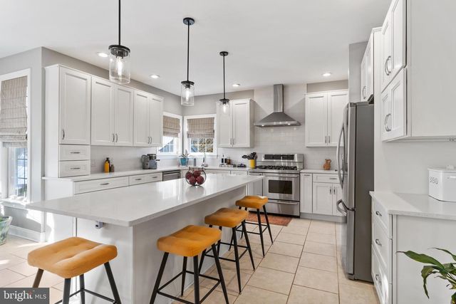 4010 GLENFINNAN PL, Mechanicsburg, PA 17055