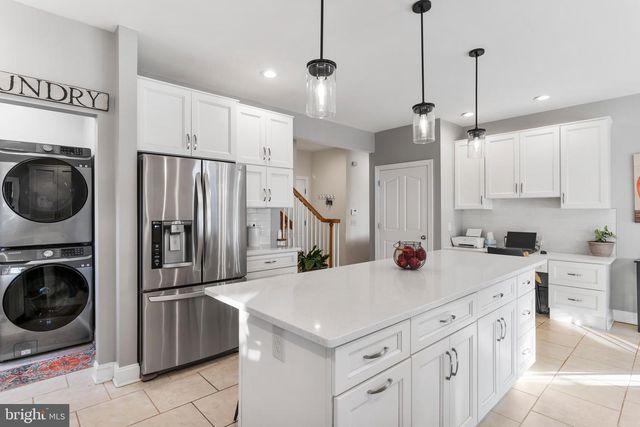 4010 GLENFINNAN PL, Mechanicsburg, PA 17055