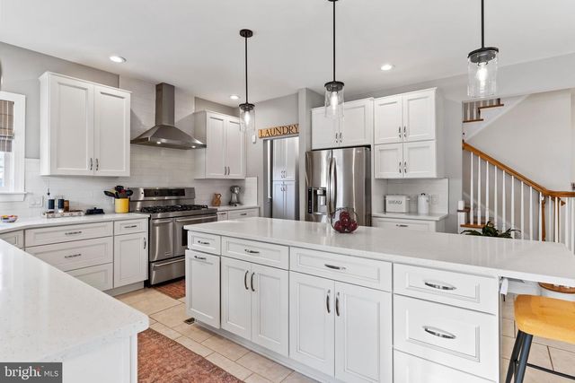 4010 GLENFINNAN PL, Mechanicsburg, PA 17055