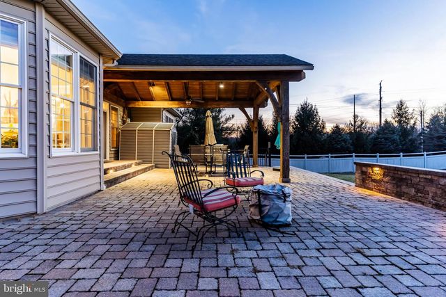 4010 GLENFINNAN PL, Mechanicsburg, PA 17055