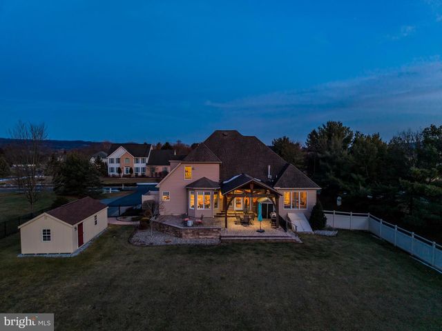 4010 GLENFINNAN PL, Mechanicsburg, PA 17055