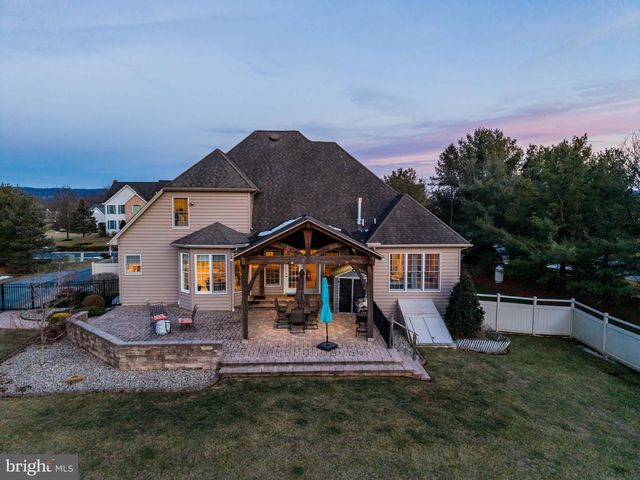 4010 GLENFINNAN PL, Mechanicsburg, PA 17055